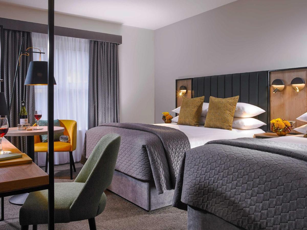 Shannon Springs Hotel Room photo